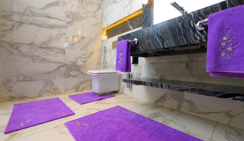 "Elysium Embroidered Bathroom Towels and Rugs Set" - Lavandeo - Image 6